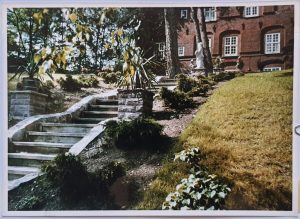 Treppe vom Schloss zur Elbmarsch